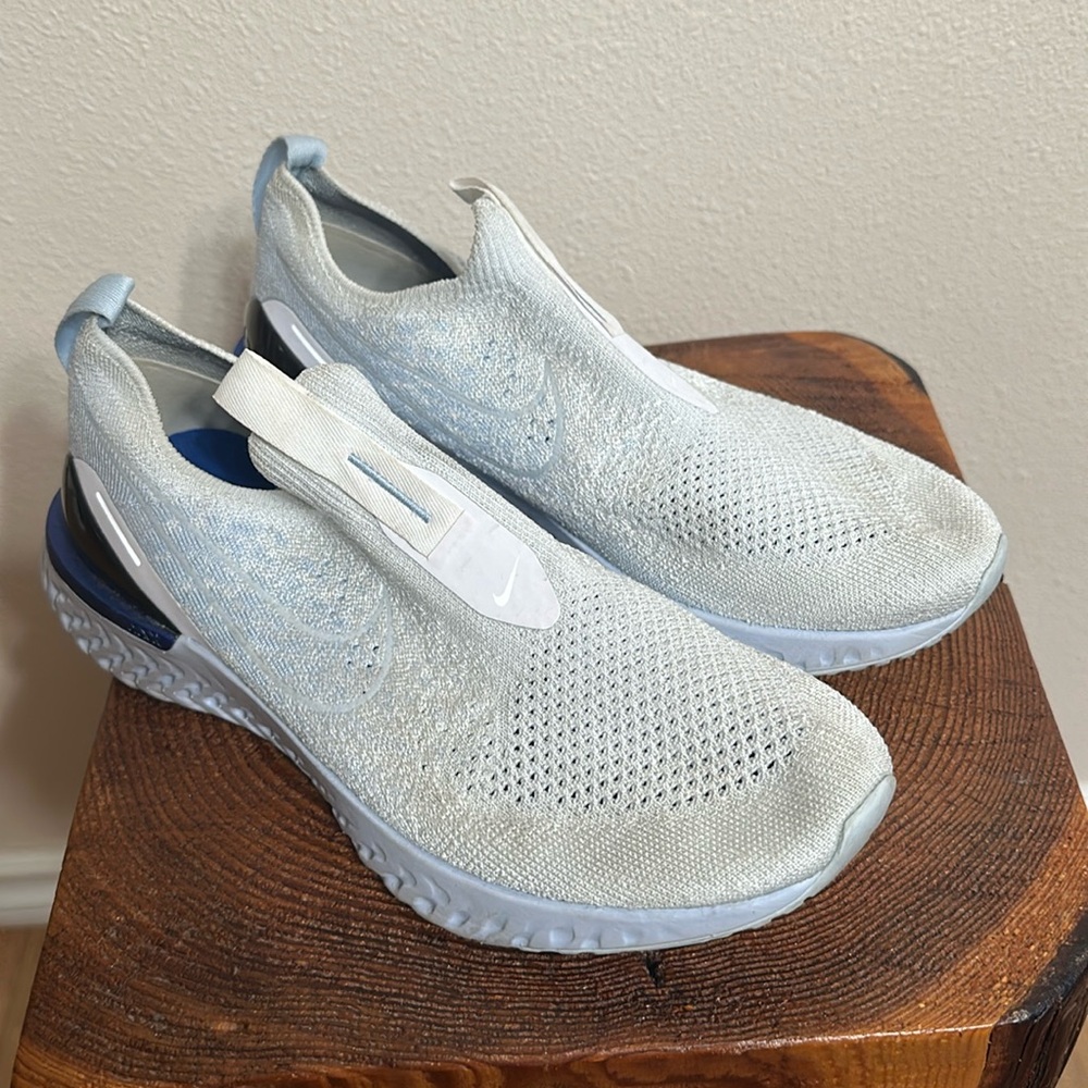 Women’s Nike Epic Phantom React FK Flyknit Blue Size 9